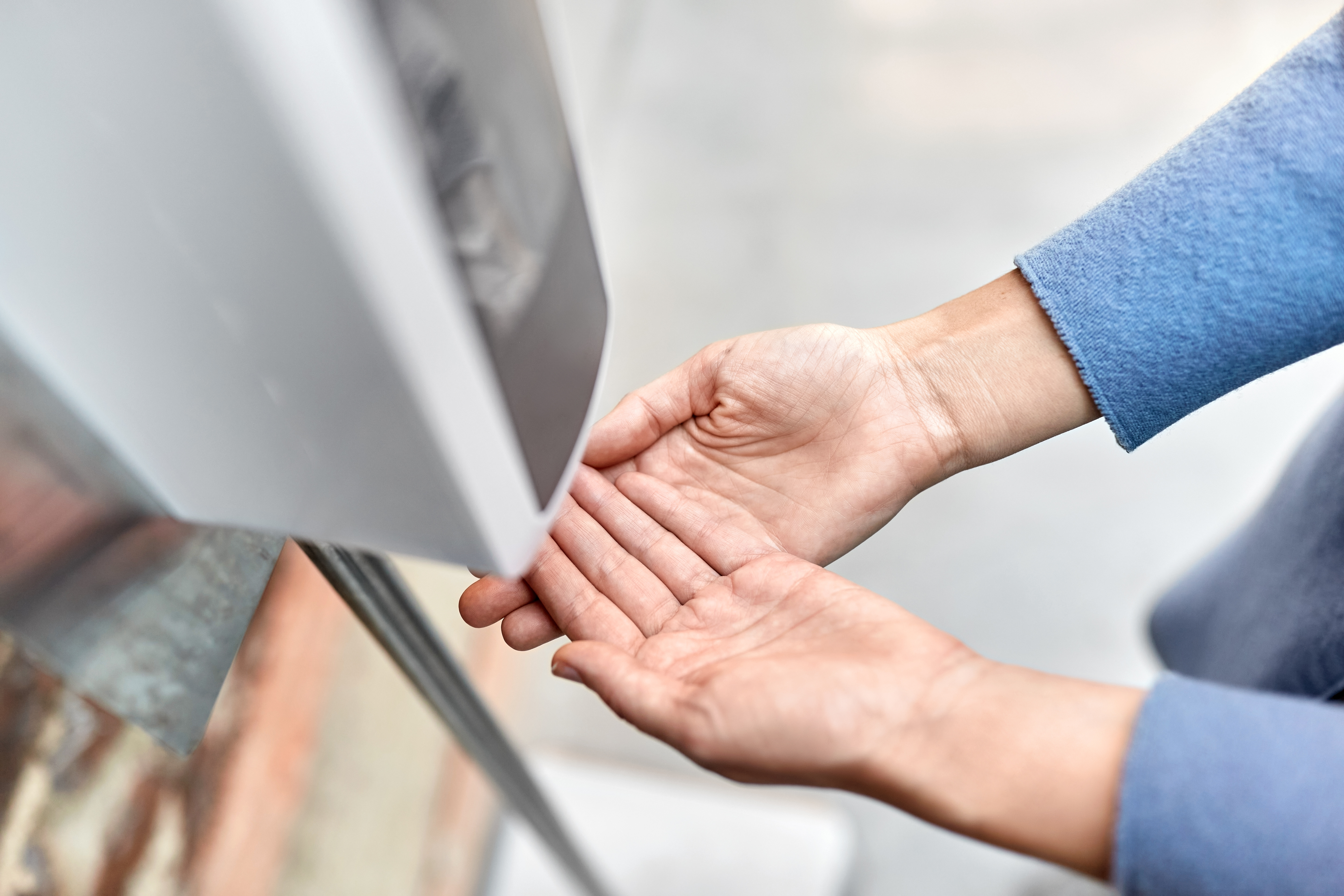 3 Outdated Beliefs About Electronic Hand Hygiene Monitoring